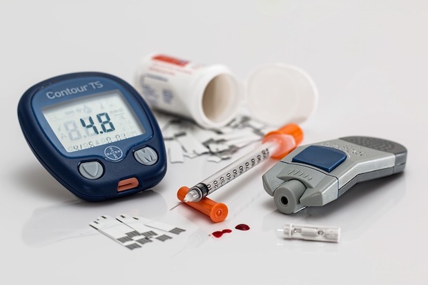 diabetes medications and blood sugar reading device